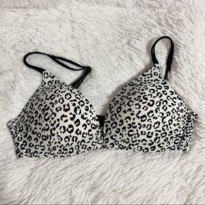 34B Victoria's Secret No Wire Bra Leopard Print White Black